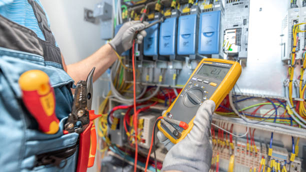 Best Local Electrician Companies  in Hampton, VA